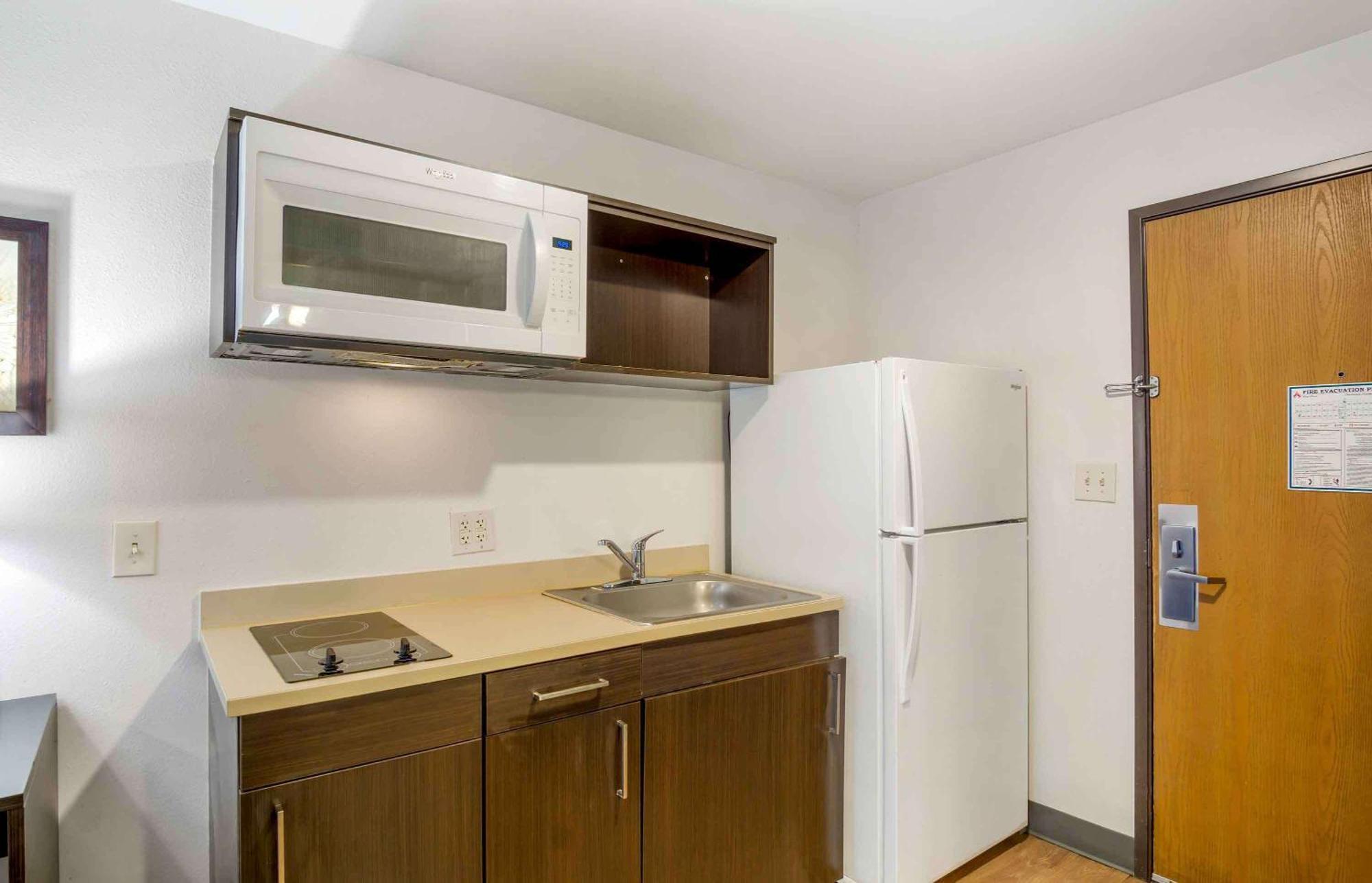 Extended Stay America Select Suites - Charleston - Ashley Phosphate Rd Hanahan Exterior foto